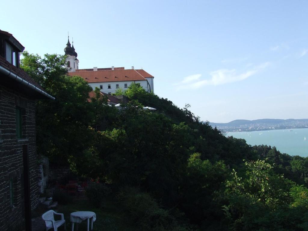 Csato Vendeghaz Hotel Tihany Exterior photo